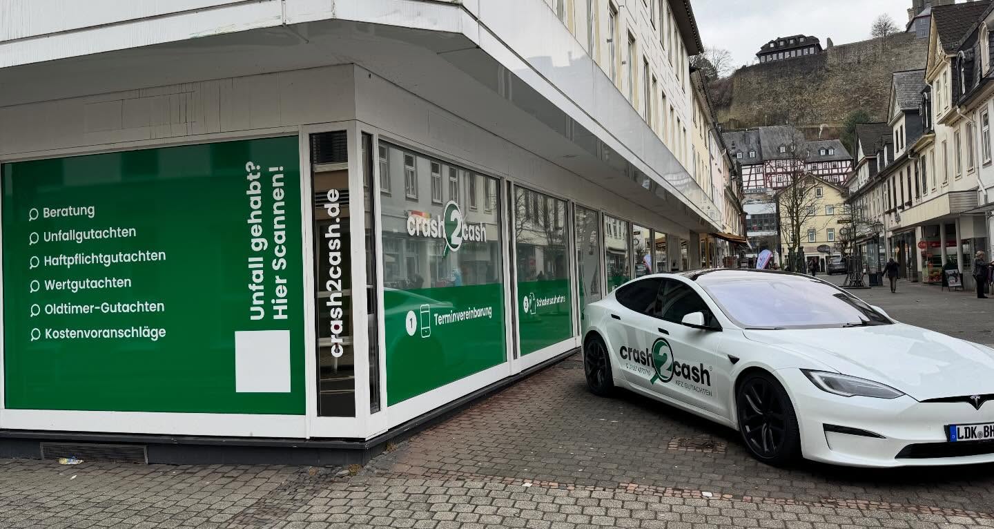 Präzise Vermessung am Unfallfahrzeug